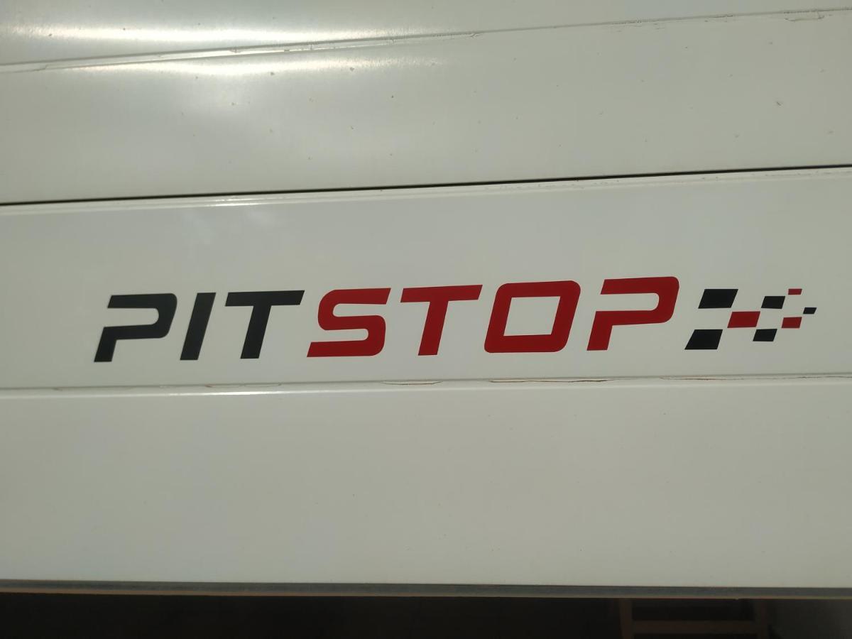 Pit Stop Málaga Eksteriør bilde